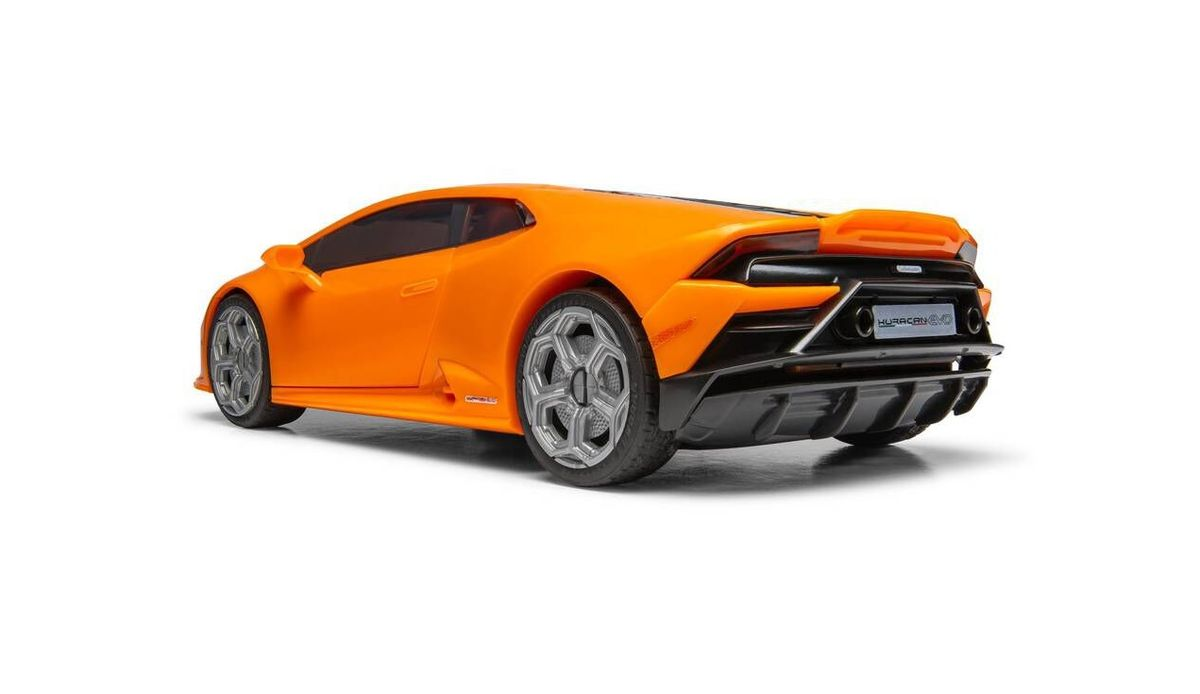 Lamborghini Huracán EVO rear view